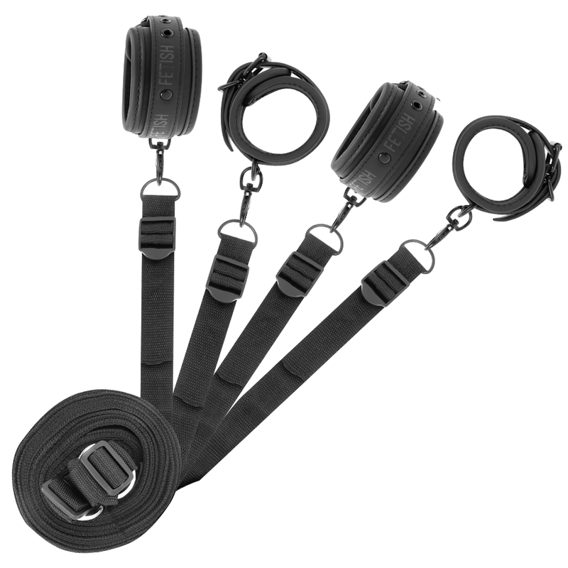 FETISH SUBMISSIVE Bettfessel-Set mit Gurten – mit Neopren-Futter